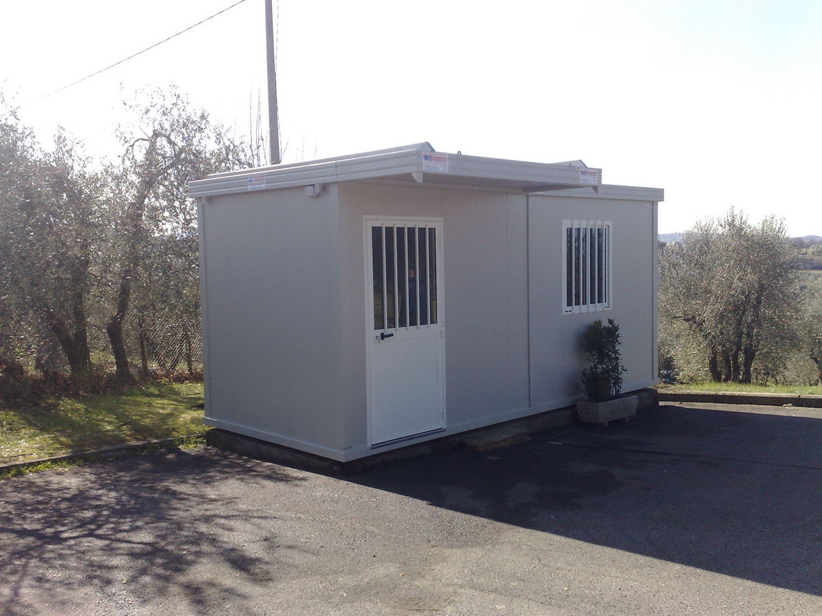 monoblocco con pensilina